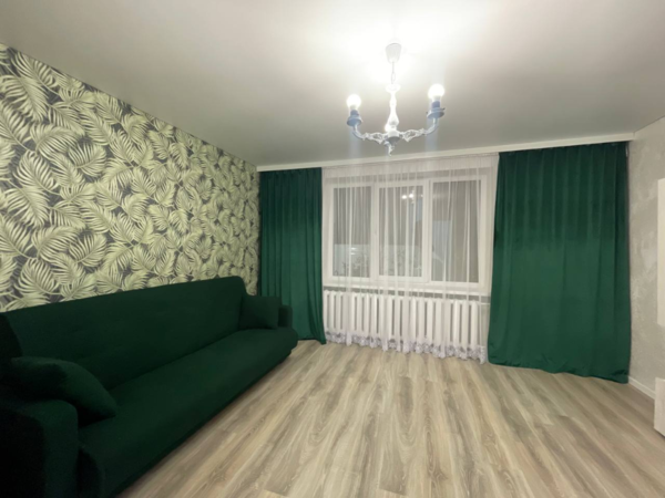 Сдаётся просторная и уютная квартира на сутки в городе Барановичи,  меб 4