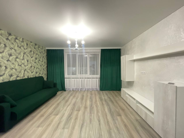 Сдаётся просторная и уютная квартира на сутки в городе Барановичи,  меб 3