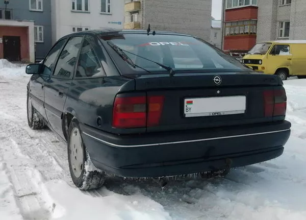 Продам Opel Vectra A,  1995 г.в.,  1, 8 моно газ-бензин 2