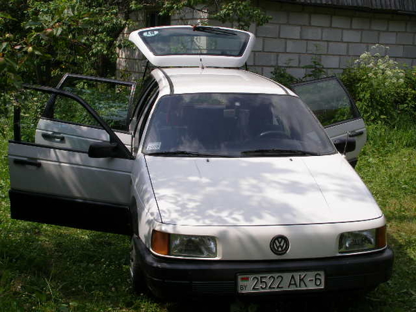 ПРОДАМ ДИЗЕЛЬ Volkswagen Passat b3 1990 г.в.